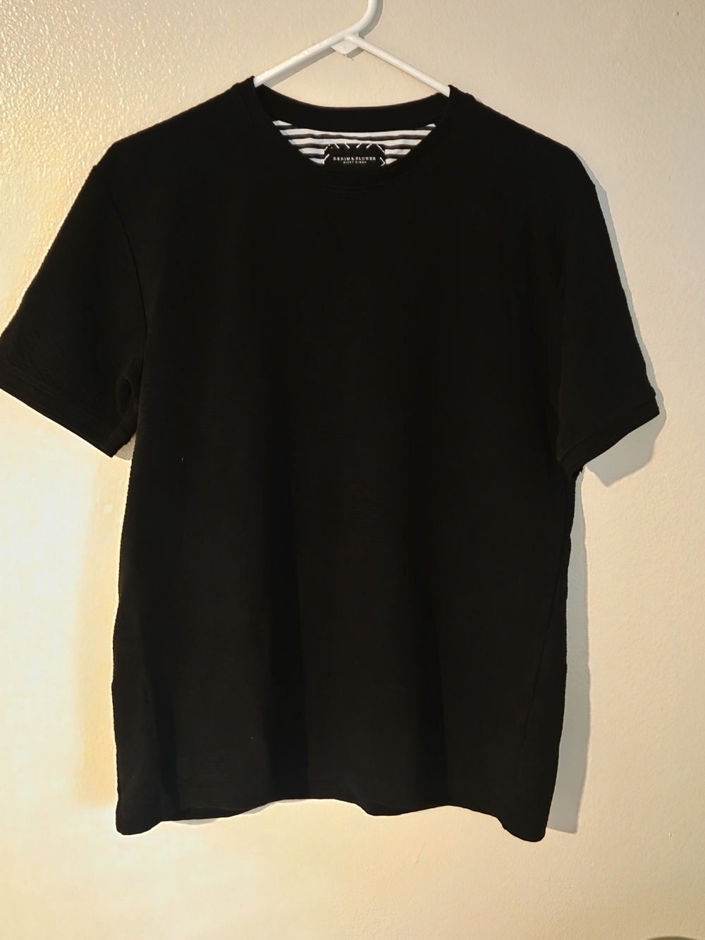 Men's Black Short Sleeve Crew Tee